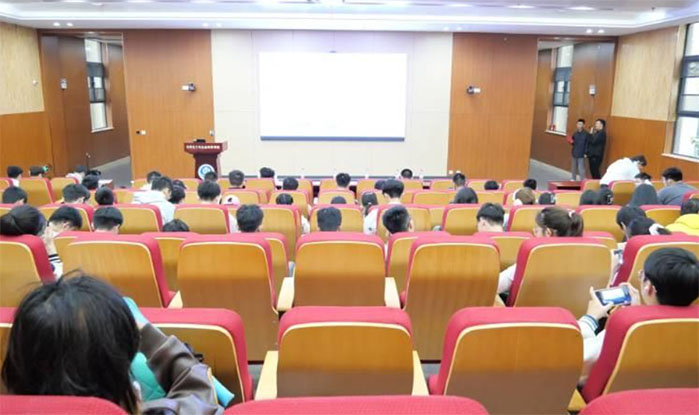 武汉理工大学“新老生经验交流分享会”经验传承，携手共进